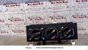Gebruikte Chaufage Bedieningspaneel Renault Master III (FD/HD) 1.9 dCi Prijs op aanvraag aangeboden door Autodemontage M.J. Rutte B.V.