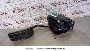 O110419 Gebruikte gaspedaal Nissan Interstar