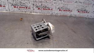 O114981 Gebruikte koelvinweerstand Opel Movano