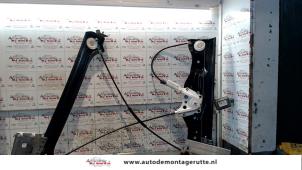 O77558 Gebruikte ruitmechaniek 2deurs links-voor Opel Astra
