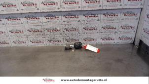 O81607 Gebruikte portierslot cilinder links Daewoo Lacetti