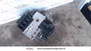 O114758 Gebruikte abs pomp Mercedes S-Klasse