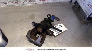 O132014 Gebruikte remklauw (tang) links-achter Fiat Stilo