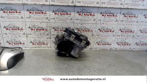 O123074 Gebruikte gasklephuis Citroen Nemo