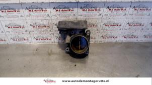 O122411 Gebruikte gasklephuis Opel Astra