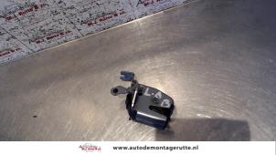 O83408 Gebruikte slotmechaniek portier 4deurs links-achter Citroen Nemo