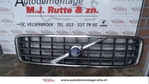 Gebruikte Grille Volvo XC90 I 2.5 T 20V Prijs € 50,00 Margeregeling aangeboden door Autodemontage M.J. Rutte B.V.