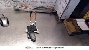 O77762 Gebruikte ruitmechaniek 2deurs links-voor Peugeot 106