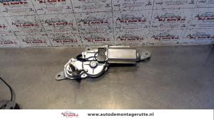 O97332 Gebruikte motor ruitenwisser achter Toyota Yaris