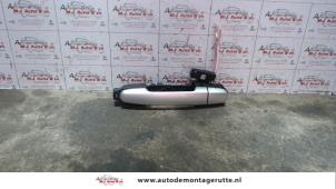 O89526 Gebruikte deurgreep 4deurs links-achter Toyota Prius