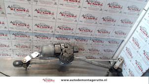 O118785 Gebruikte ruitenwismotor+mechaniek Mazda 3.