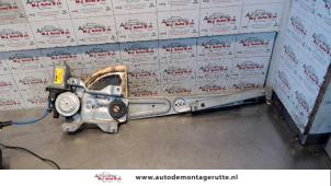 O79304 Gebruikte raammechaniek 4deurs rechts-voor Kia Sorento