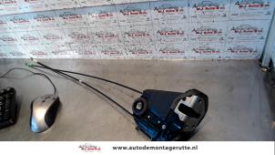 O84084 Gebruikte deurslot mechaniek 4deurs rechts-achter Toyota Prius