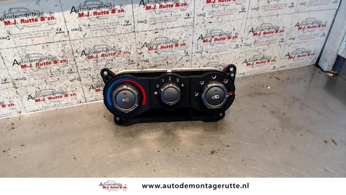 Gebruikte Kachel Bedieningspaneel Hyundai Matrix O100347
