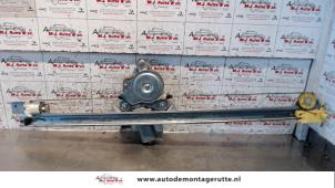 O77694 Gebruikte raammechaniek 2deurs links-voor Nissan Primastar