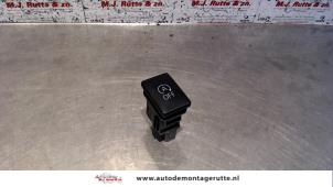 O76967 Gebruikte asr schakelaar Peugeot 108
