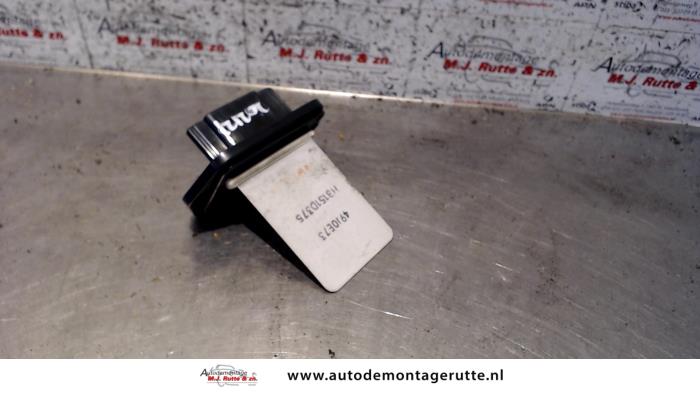 Gebruikte Kachel Weerstand Mazda 2. O130906