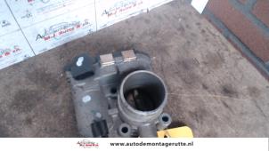 O122800 Gebruikte gasklephuis Fiat Bravo