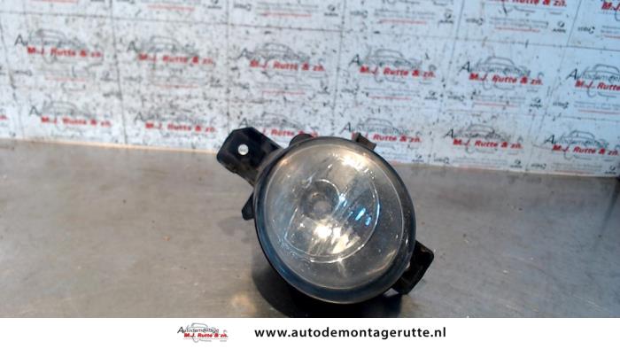 Gebruikte Mistlamp links-voor Nissan Primera O74834