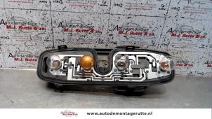 O96156 Gebruikte fitting achterlicht links Citroen C2