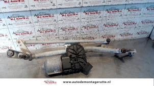 O119022 Gebruikte ruitenwismotor+mechaniek Peugeot Partner