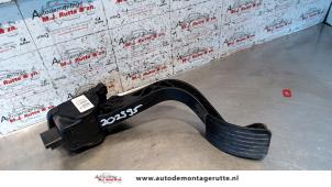 O110480 Gebruikte gaspedaal Peugeot Partner