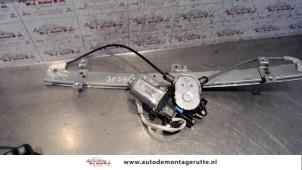 O78532 Gebruikte ruitmechaniek 4deurs links-voor Suzuki Liana