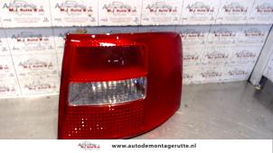 O94254 Gebruikte achterlicht rechts Audi Allroad Quattro