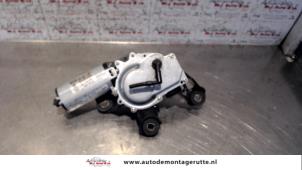 Gebruikte Motor Ruitenwisser achter Audi Allroad (C5) 2.7 T 30V Prijs op aanvraag aangeboden door Autodemontage M.J. Rutte B.V.