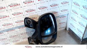 O87271 Gebruikte spiegel buiten rechts Nissan Primastar
