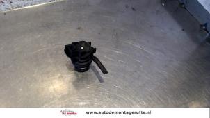 O115293 Gebruikte ruitensproeierpomp voor Mazda 3.