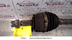 O111098 Gebruikte cardanas links-voor (vwa) Fiat Punto Grande