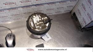 O120891 Gebruikte brandstofpomp elektrisch Peugeot 207