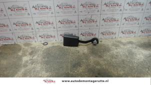 O110725 Gebruikte veiligheidsgordel insteek links-voor Fiat Ducato