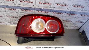 O93346 Gebruikte achterlicht links Nissan Micra