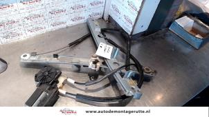 O77772 Gebruikte raammechaniek 2deurs links-voor Renault Megane