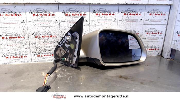 Gebruikte Spiegel Buiten rechts Skoda Octavia O87313