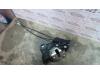 Gebruikte Slotmechaniek Portier 4Deurs links-voor Toyota Yaris O83260