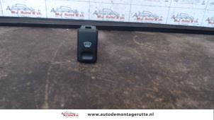 O106655 Gebruikte voorruitverwarming schakelaar Ford Galaxy