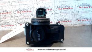 O122939 Gebruikte gasklephuis Nissan Micra