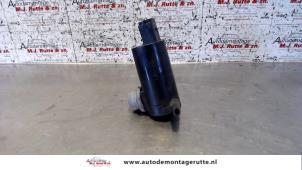 O115725 Gebruikte ruitensproeierpomp voor Toyota Yaris