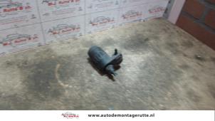 O115240 Gebruikte ruitensproeierpomp voor Fiat Panda