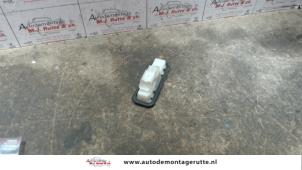 O92185 Gebruikte handgreep achterklep Peugeot 1007