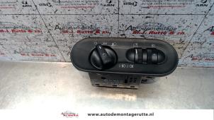O101247 Gebruikte schakelaar licht Volkswagen Sharan