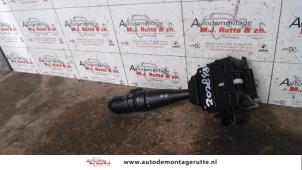 O102075 Gebruikte richtingaanwijzer schakelaar Mitsubishi Colt