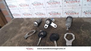 O82238 Gebruikte set cilindersloten (compleet) Mitsubishi Colt