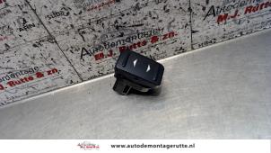 O107100 Gebruikte elektrisch raam schakelaar Ford Mondeo