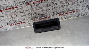 O92053 Gebruikte handgreep achterklep Ford Mondeo