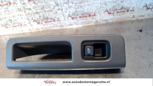 O133004 Gebruikte raam schakelaar elektrisch Volvo V50