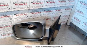 O85049 Gebruikte buitenspiegel links Kia Sorento